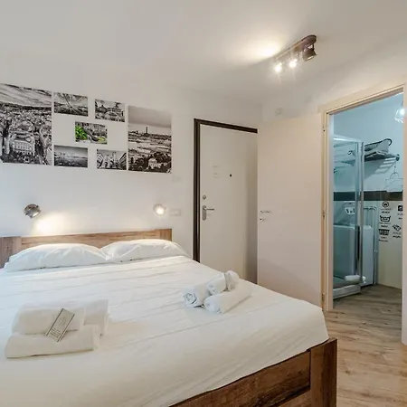 Apartment Guesthost-central Genua
