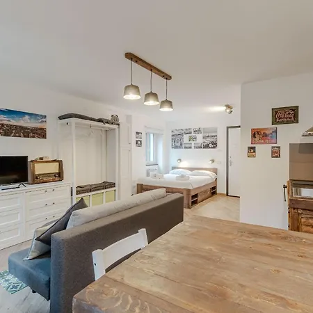 Apartment Guesthost-central