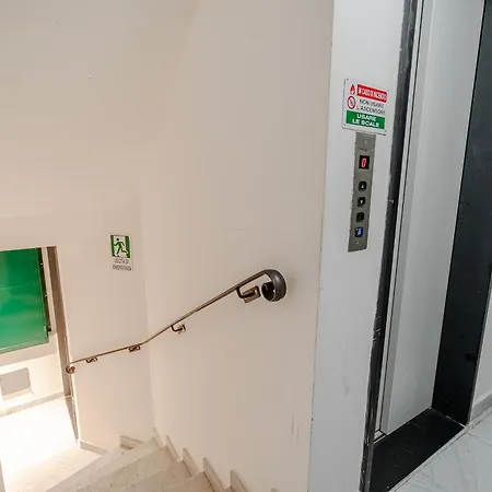 Guesthost-central * Genua