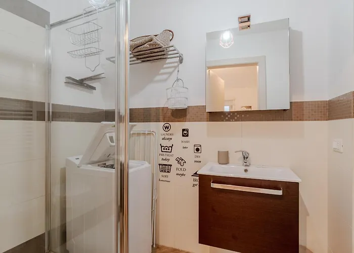 Guesthost-central * Genua