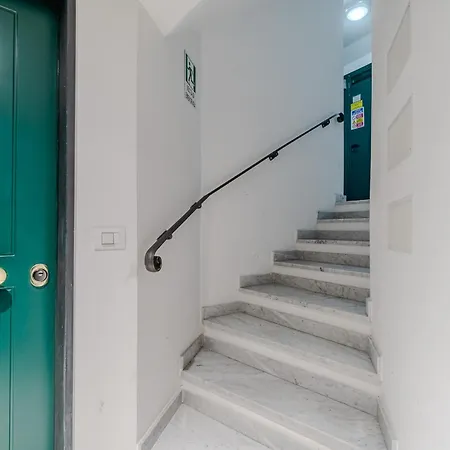 Guesthost-central Apartman